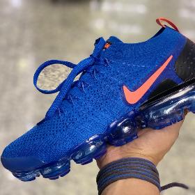vapormax azul e laranja